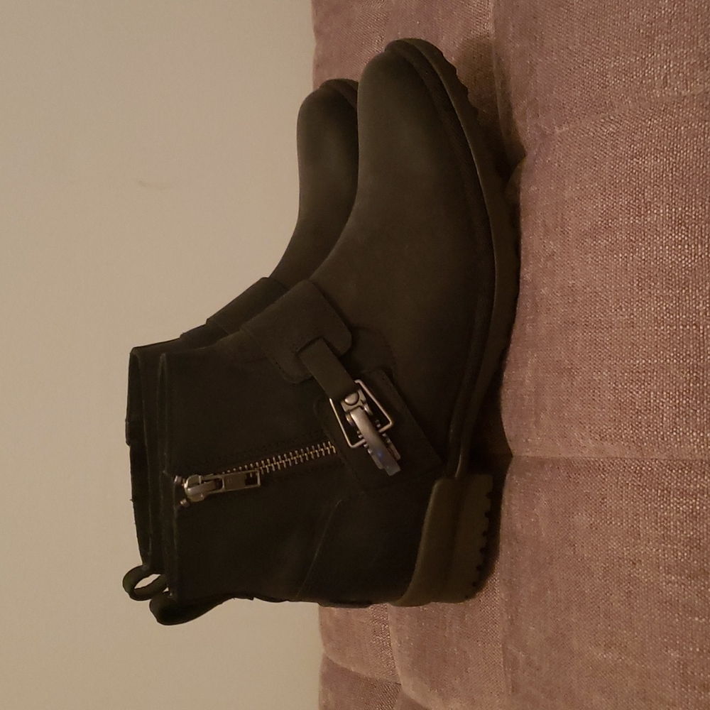 Ugg weather boots
